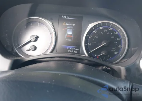 2017 Infiniti Q50 Premium z USA, uszkodzony, nr VIN JN1EV7AP1HM735475